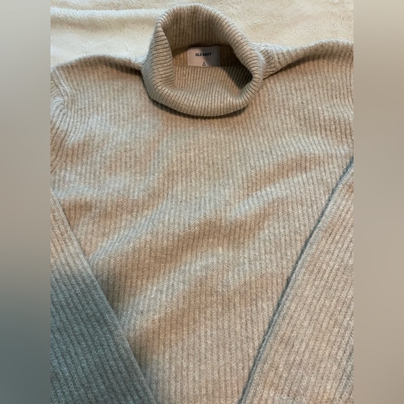 Turtle neck sweater - Picture 3 of 3